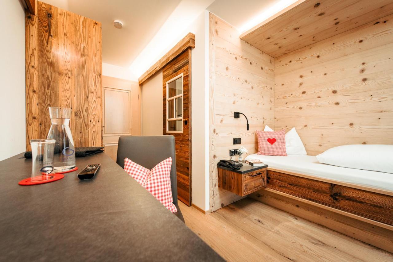 Gaestehaus Mathies Mittelberg Exterior photo